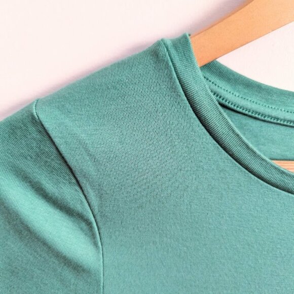 GAP Green Short Sleeve Modern Tee - Picture 3 of 8
